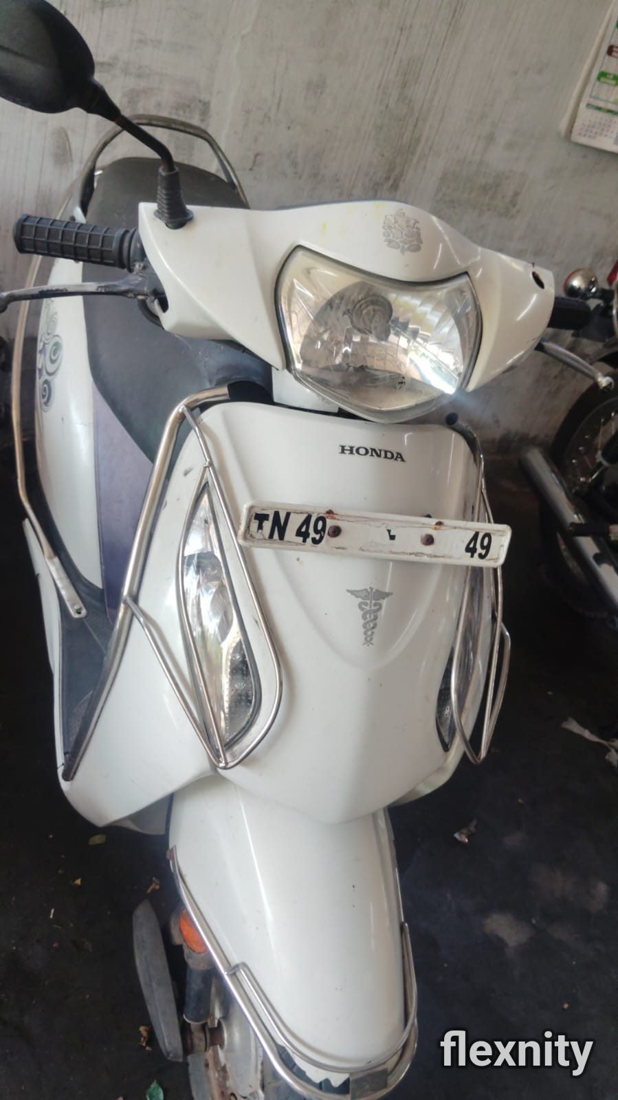 Activa I model 2016 owner single insurance live self start engine good condition price 29000 location Karaikal call 72007 57313