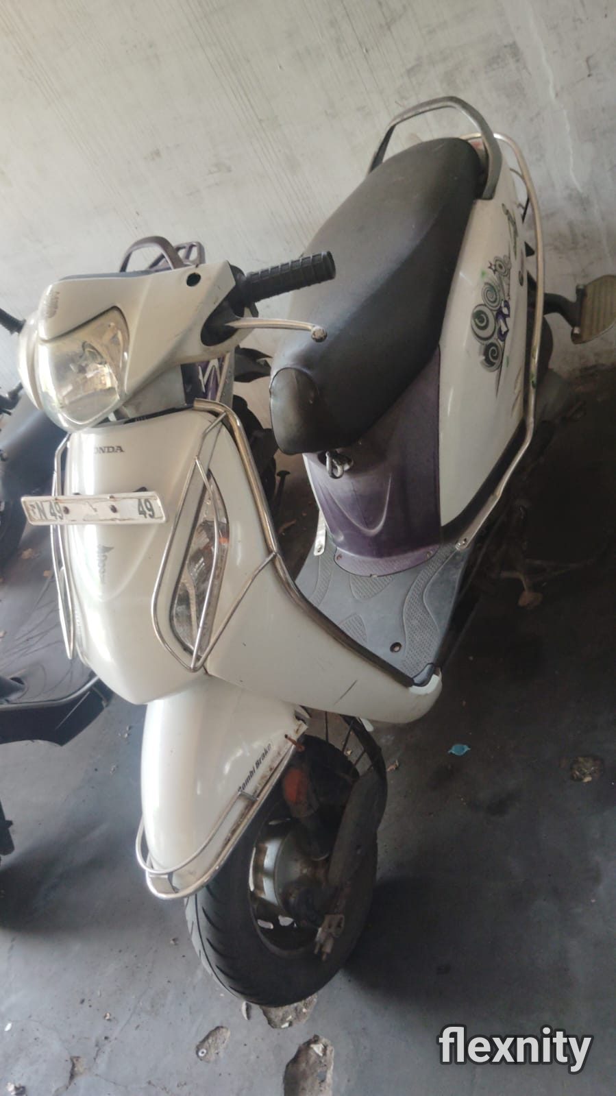 Activa I model 2016 owner single insurance live self start engine good condition price 29000 location Karaikal call 72007 57313
