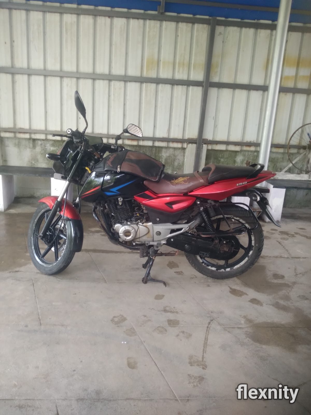 Pulsar 150 மாடல் 2015 லொகேஷன்.. திருவாரூர் தொடர்பு கொள்ள📞 call me 9626999133